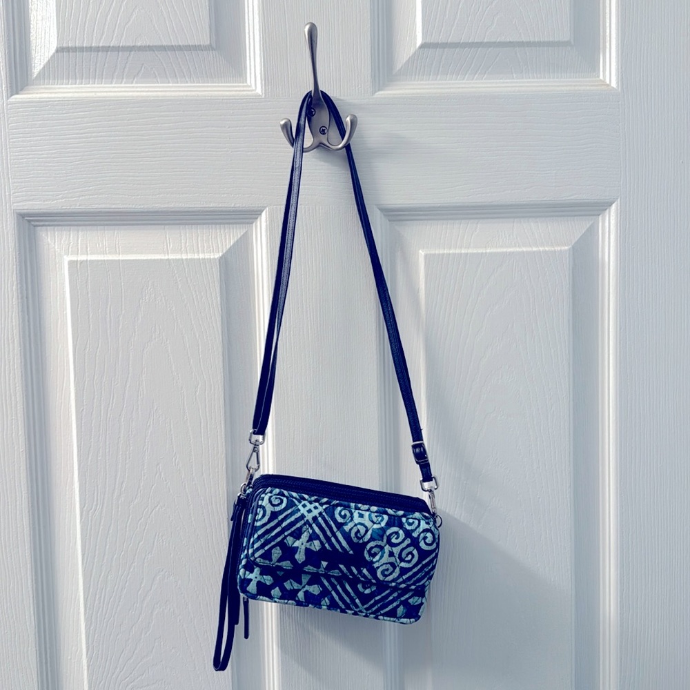 Vera Bradley RFID All in One Crossbody Purse Cuban Tiles